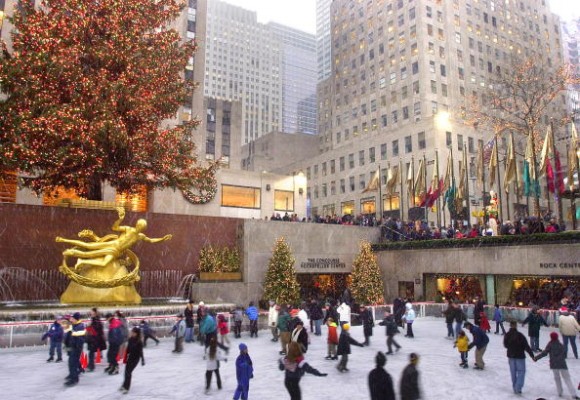 Ice-skating at the Rockefeller Centre, New York (Creative Commons) 